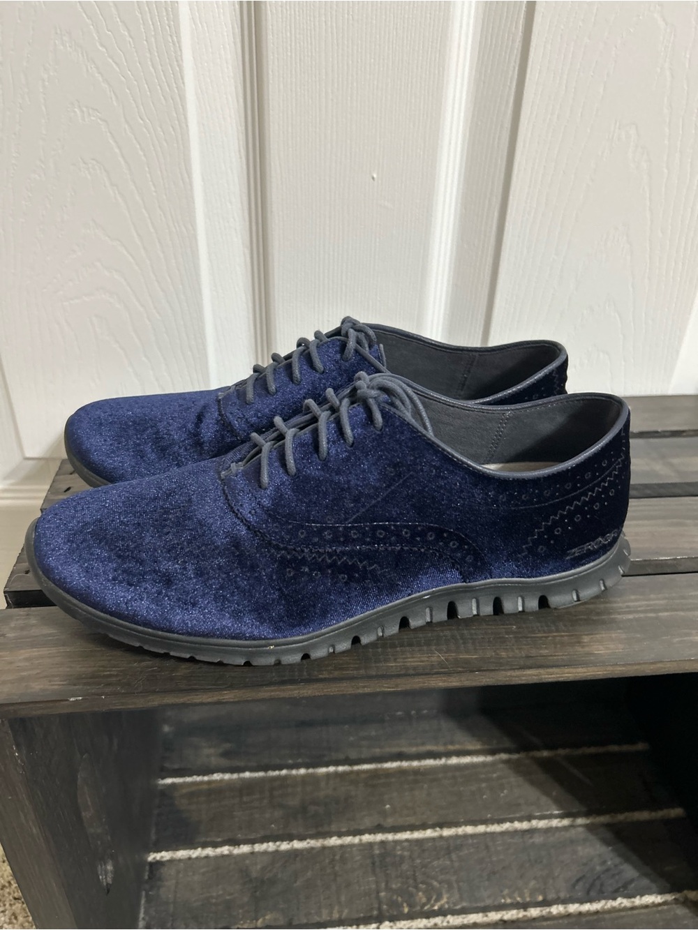 Cole Haan ZeroGrand Blue Velvet Wingtip Oxford Women’s Shoes Sz 7.5 EUC